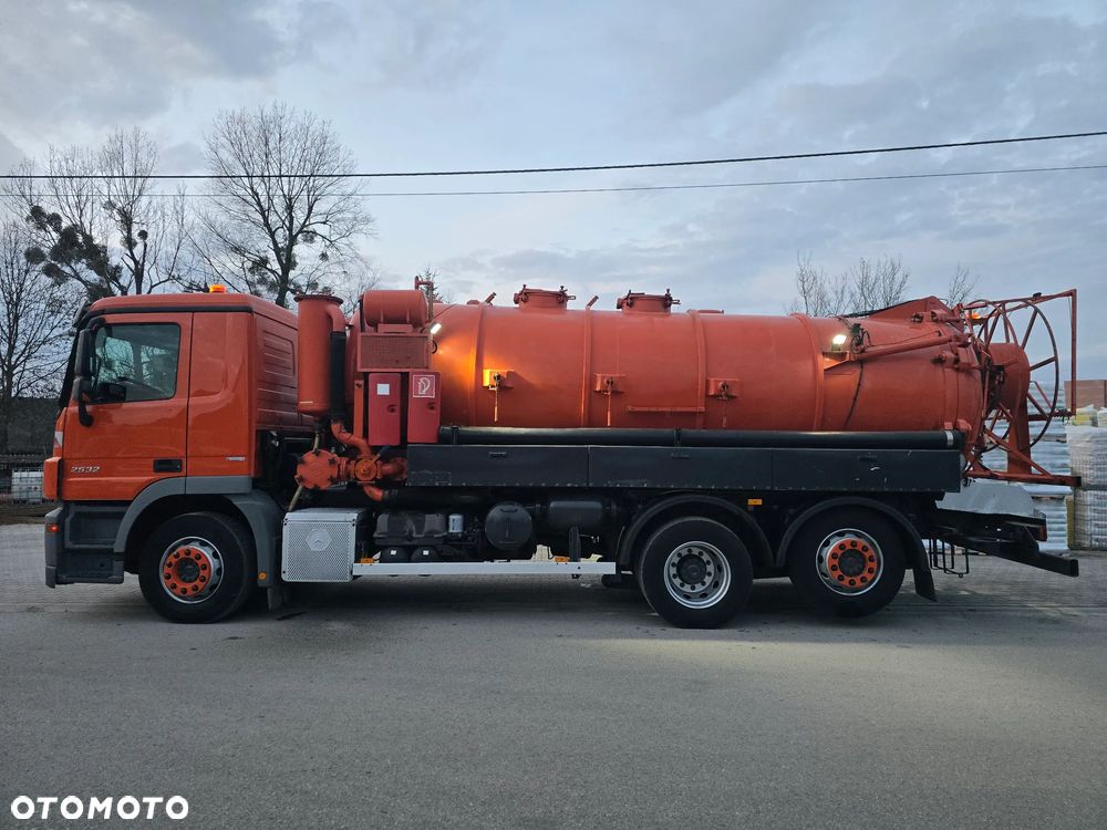 Mercedes-Benz Asenizacyjny/Szambiarka/wuko/Podnoszona skrętna oś - 37