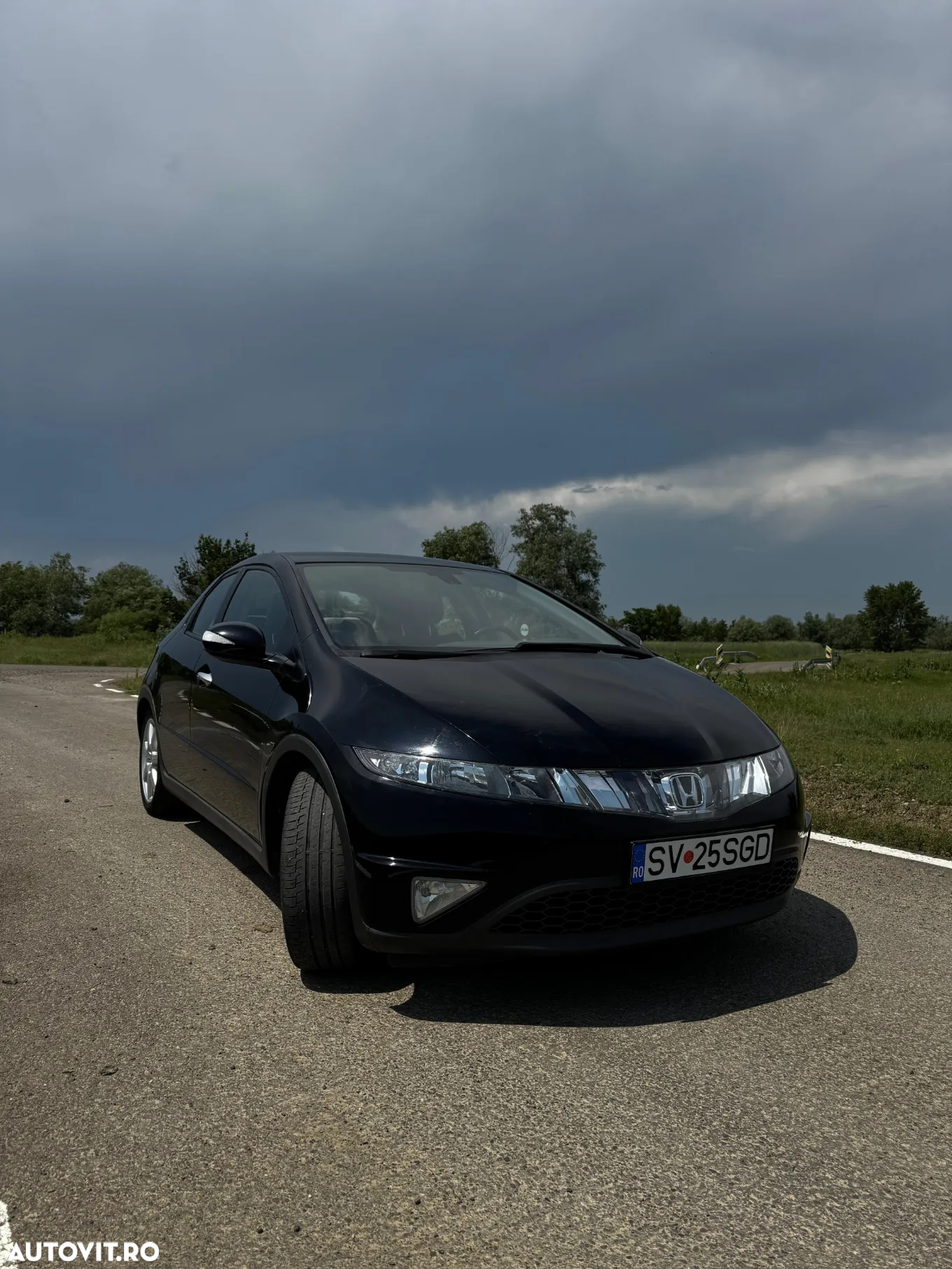 Honda Civic 1.8 S - 2