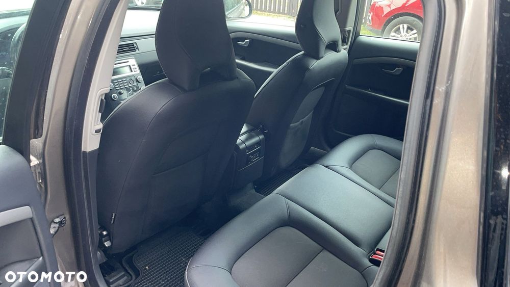 Volvo V70 - 4