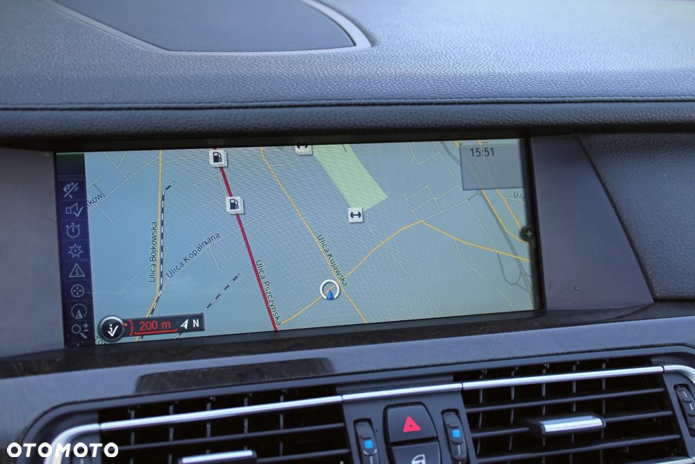 BMW Seria 7 740d xDrive - 24