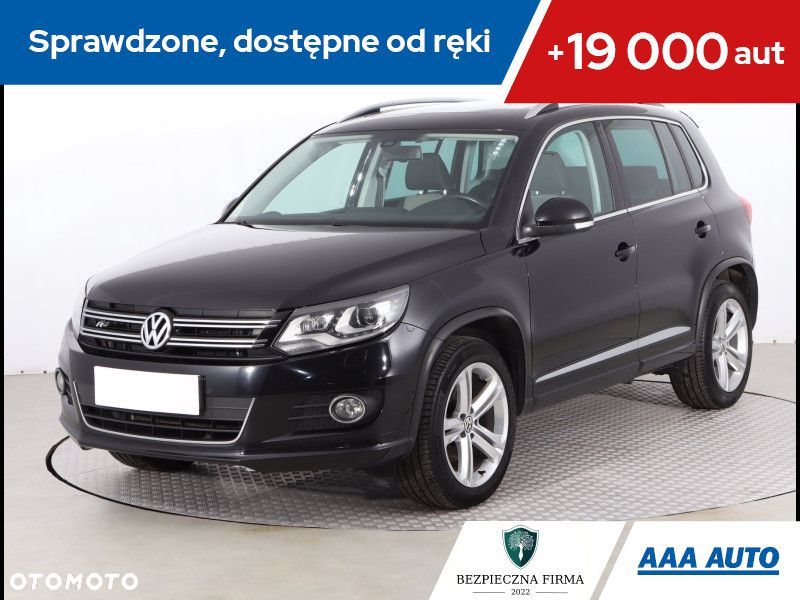 Volkswagen Tiguan - 1