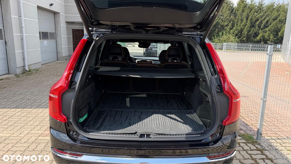 Volvo XC 90 - 7