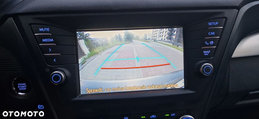 Toyota Avensis 1.8 Prestige MS - 18