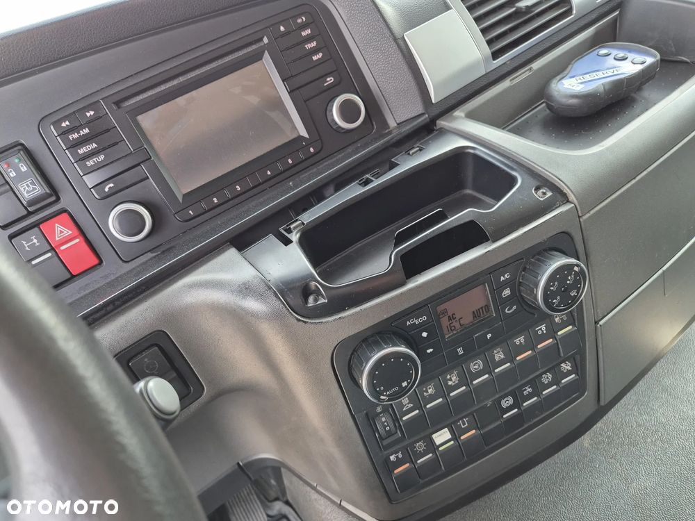 MAN TGS 26.400 / KONTENER + IZOTERMA / 1 WŁ / ZAREJESTROWANY / WEBASTO  / SERWISOWANY / BEZWYPADKOWY / EURO 6  / 24 EUROPALET - 32