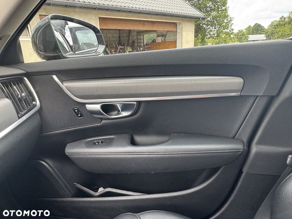 Volvo V90 D4 SCR Momentum Pro - 14