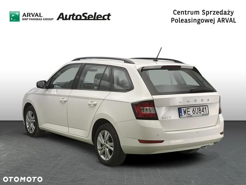Skoda Fabia 1.0 Ambition - 4