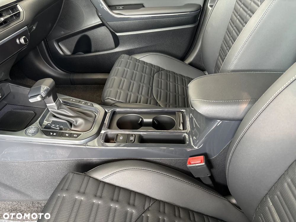 Kia XCeed 1.6 T-GDI Business Line DCT - 22