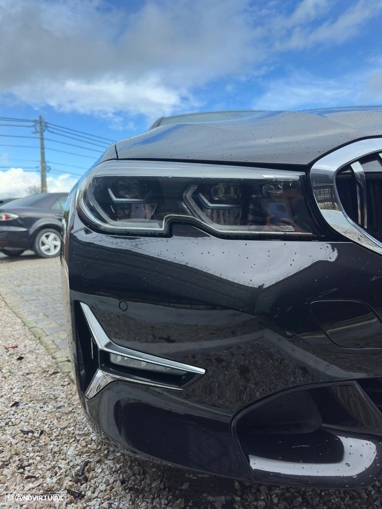 BMW 330 e Aut. Luxury Line - 4