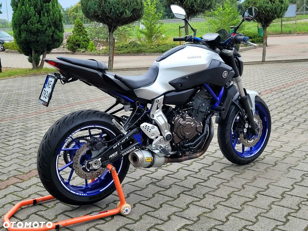 Yamaha MT - 15