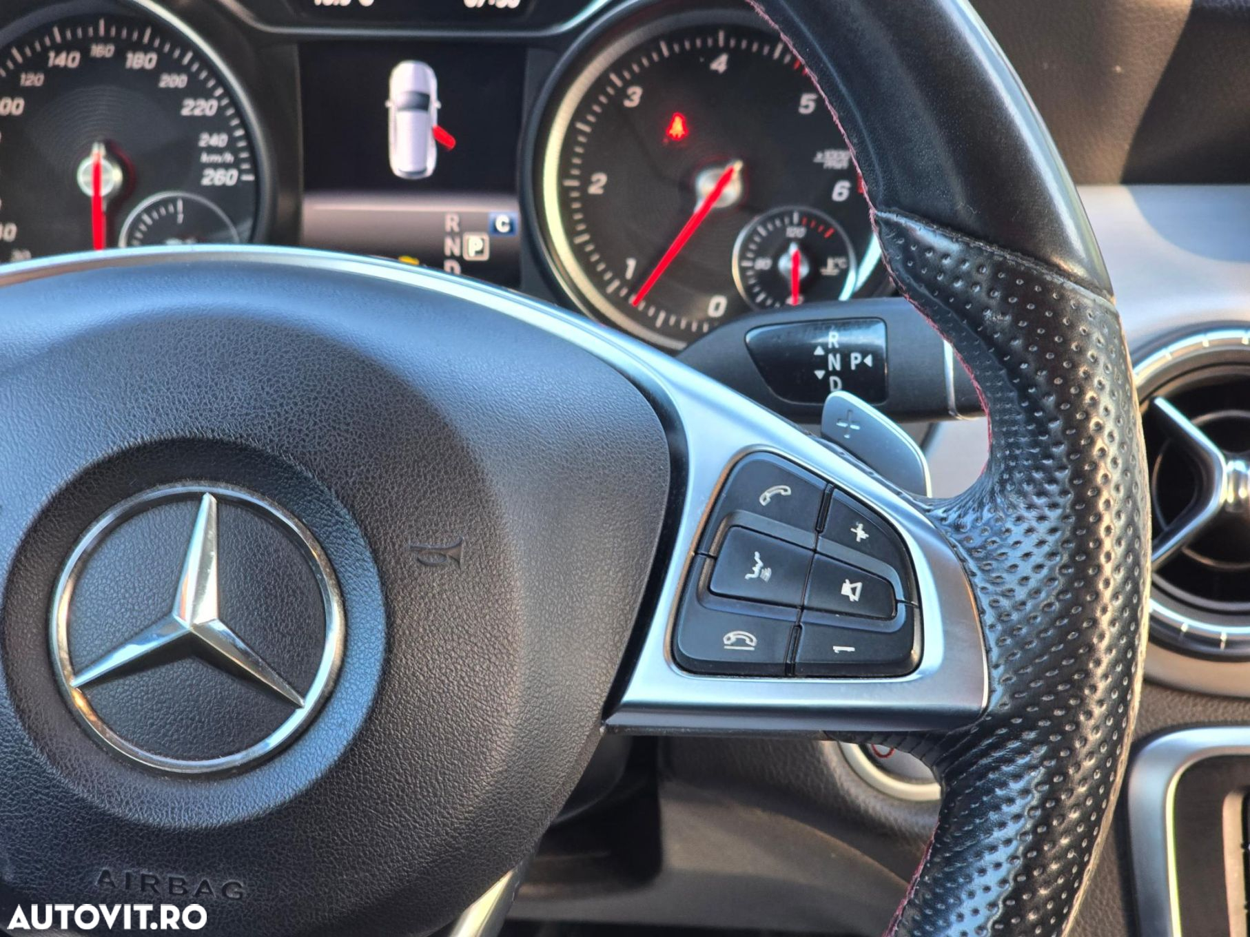 Mercedes-Benz CLA Shooting Brake 200 d 7G-DCT - 16