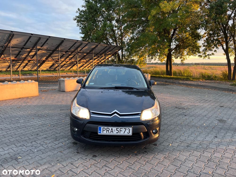 Citroën C4 1.4 16V SX - 14