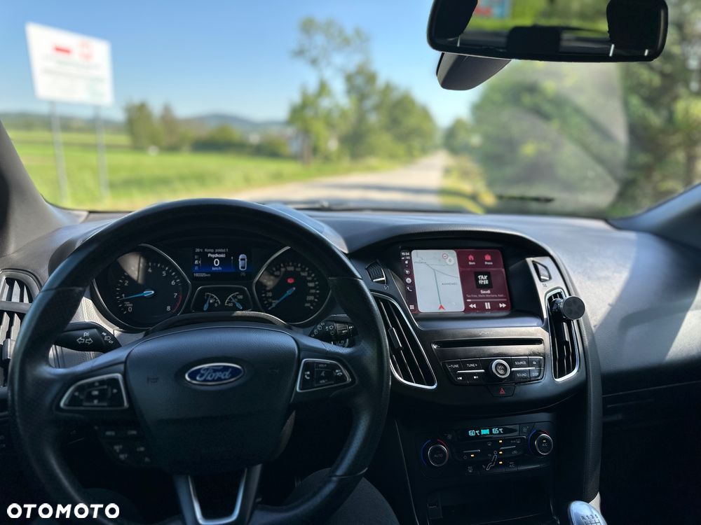 Ford Focus 1.0 EcoBoost ST-Line - 14