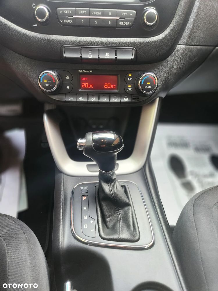 Kia Ceed 1.6 CRDi 128 Vision - 8