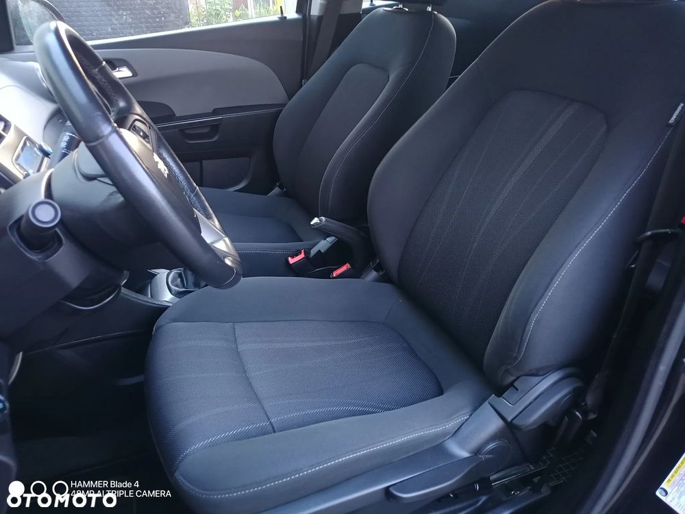 Chevrolet Aveo 1.6 LTZ - 14