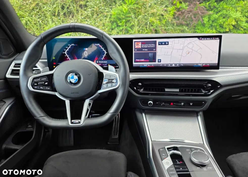 BMW Seria 3 330i xDrive M Sport - 14
