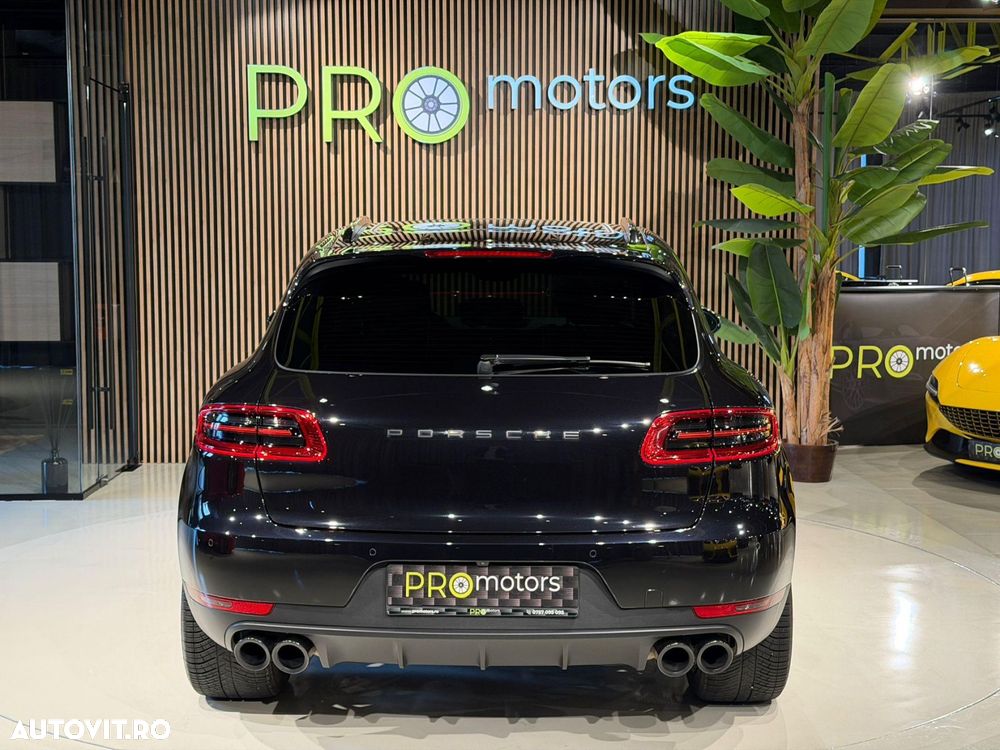 Porsche Macan Standard - 3