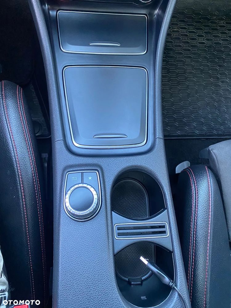Mercedes-Benz Klasa A 220 d 7G-DCT AMG Line - 30