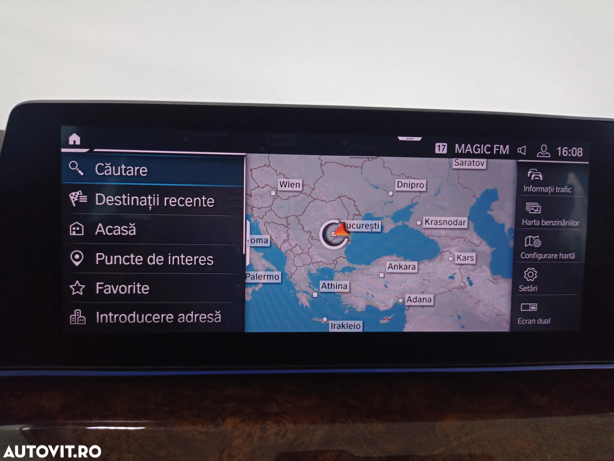 BMW Seria 5 520i Aut. Luxury Line - 24