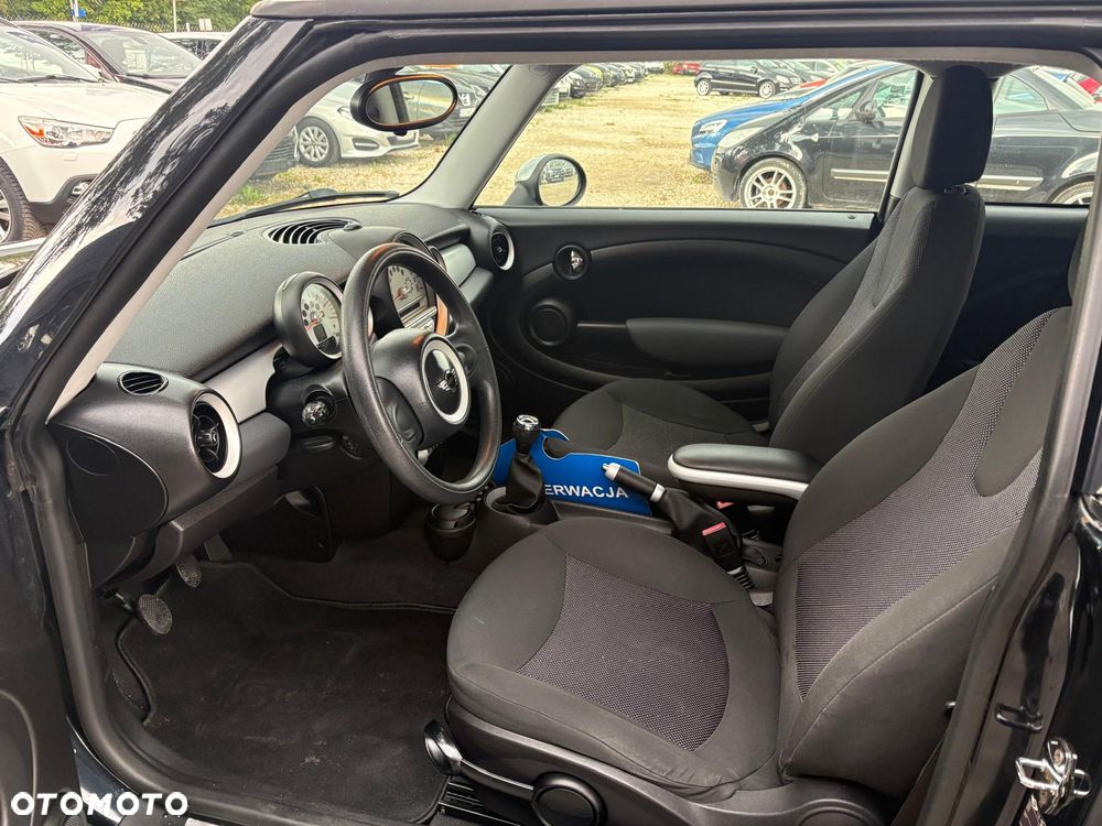 MINI Clubman Cooper D - 11