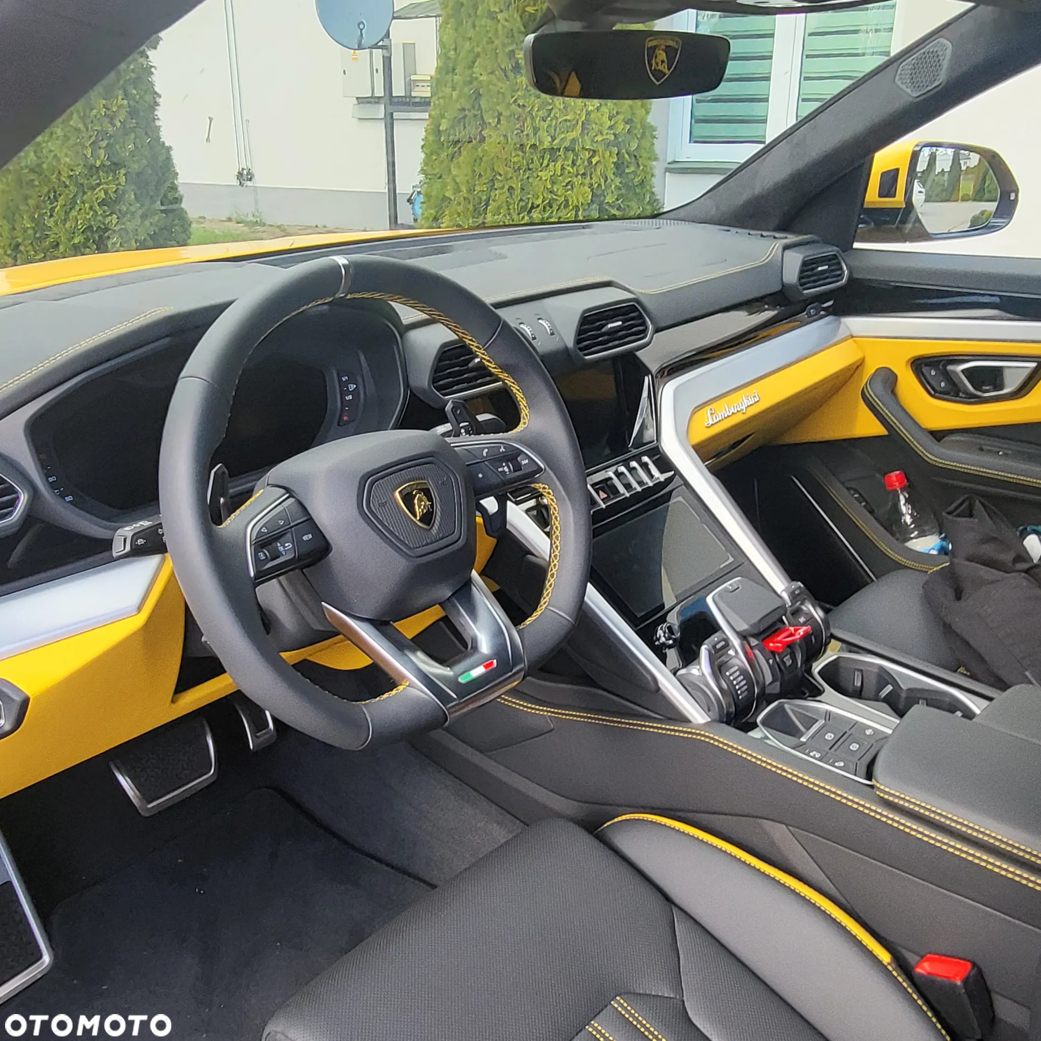 Lamborghini Urus - 10