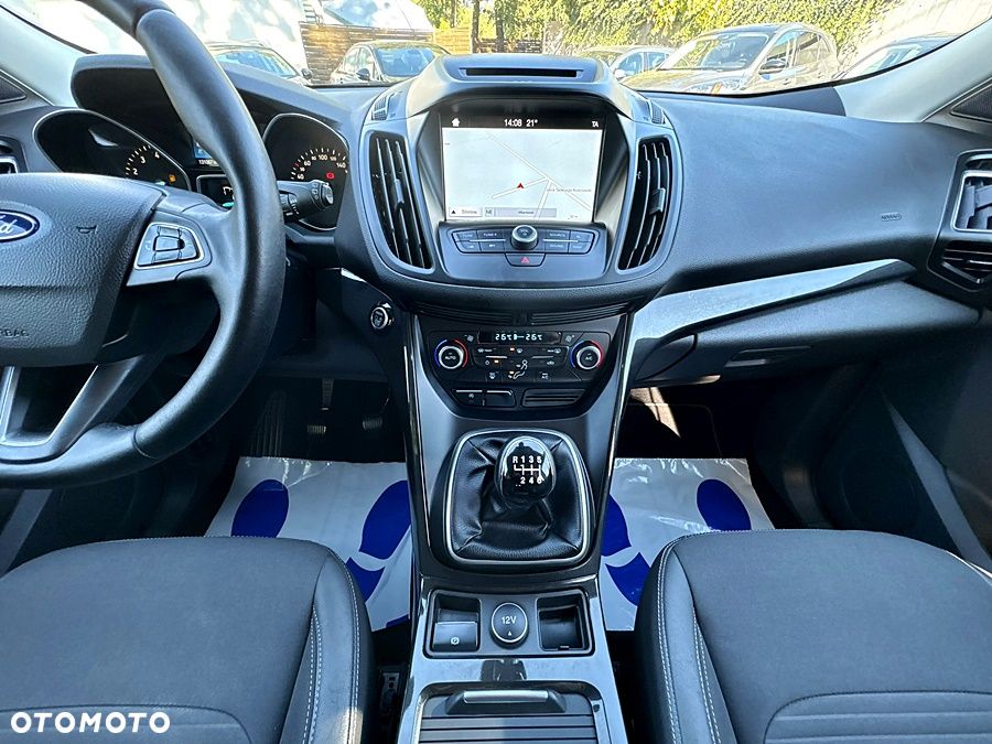 Ford Kuga 1.5 EcoBoost 2x4 Titanium - 29