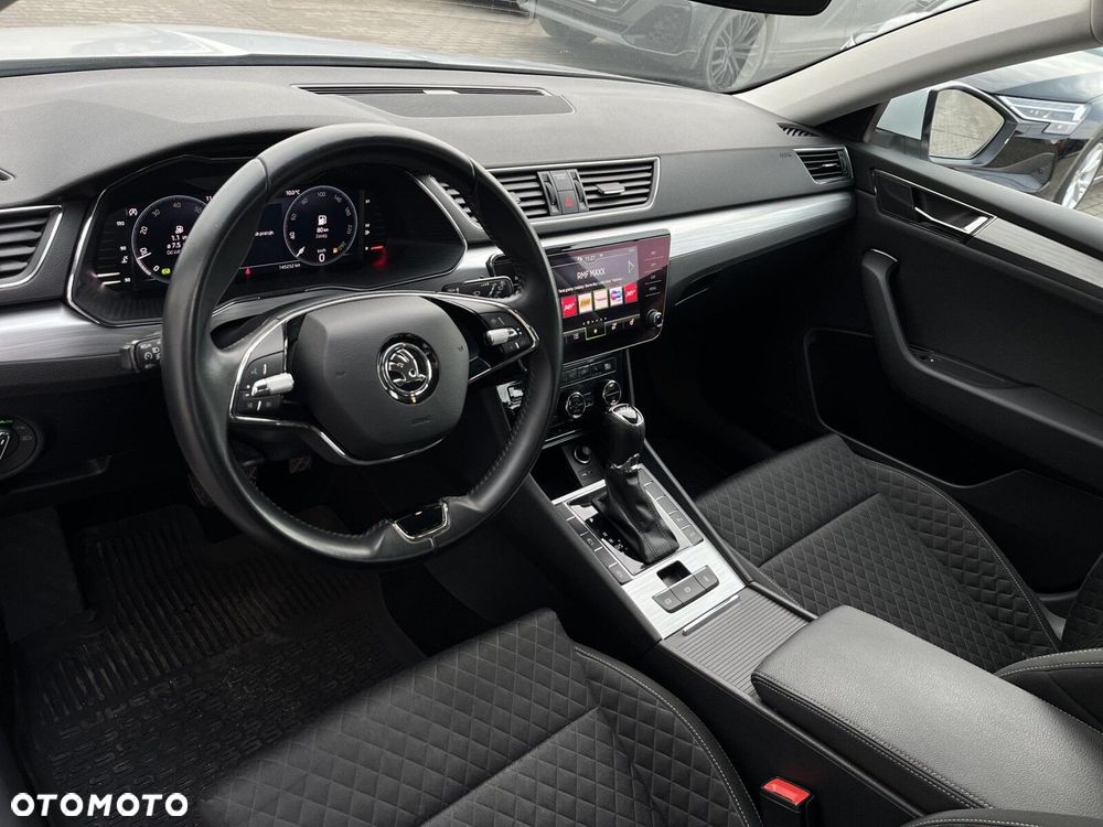 Skoda Superb 1.5 TSI Ambition DSG - 9