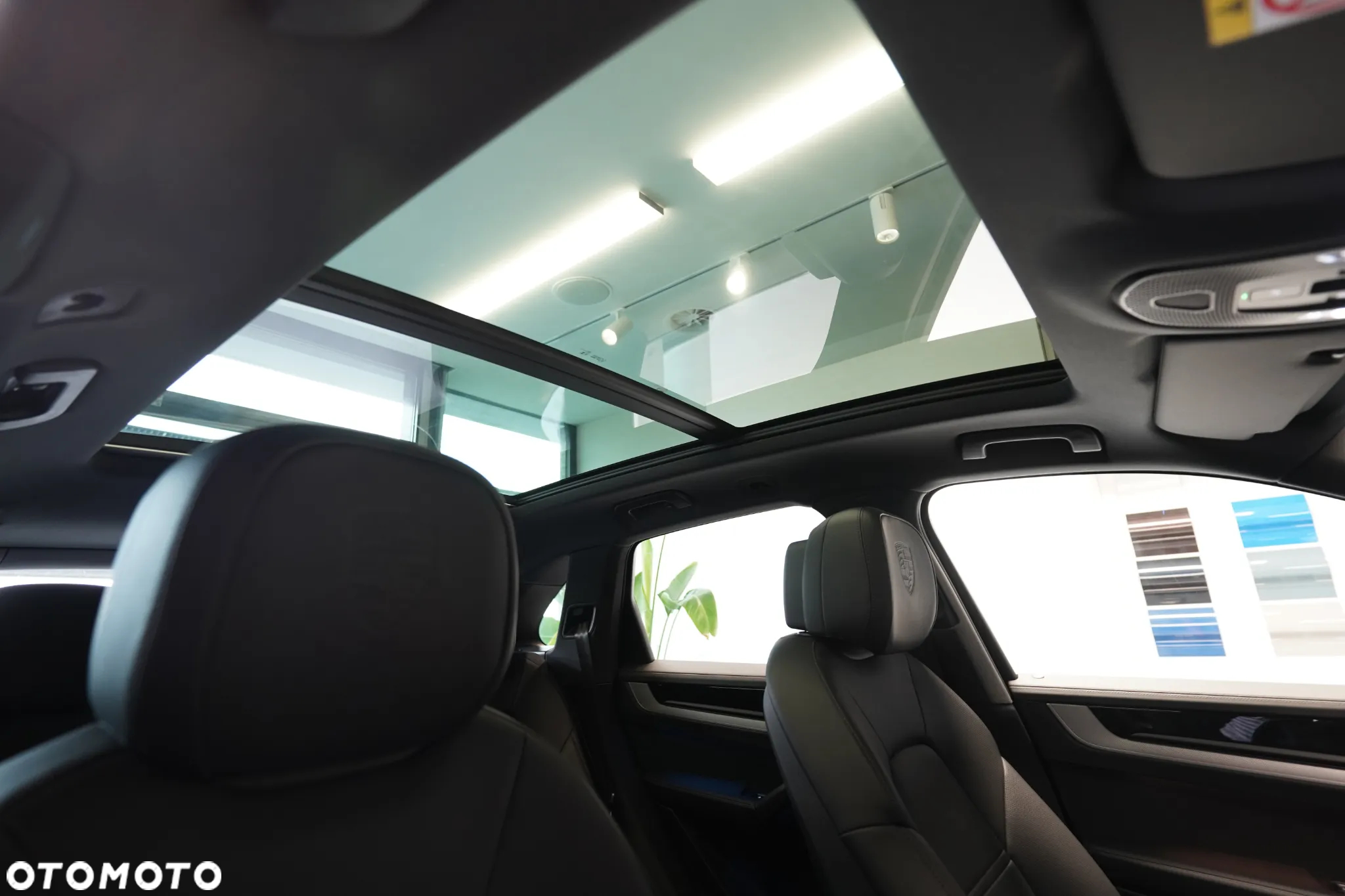 Porsche Cayenne S - 31