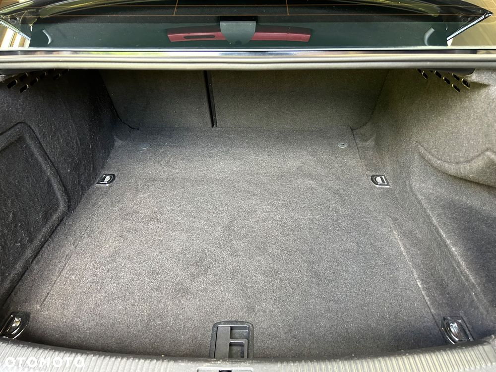 Audi A4 Limousine 2.0 TDI DPF Ambiente - 22