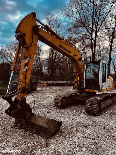 Liebherr 916 - 2