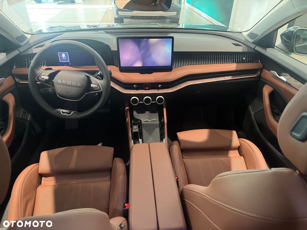 Skoda Superb 2.0 TSI L&K DSG - 7