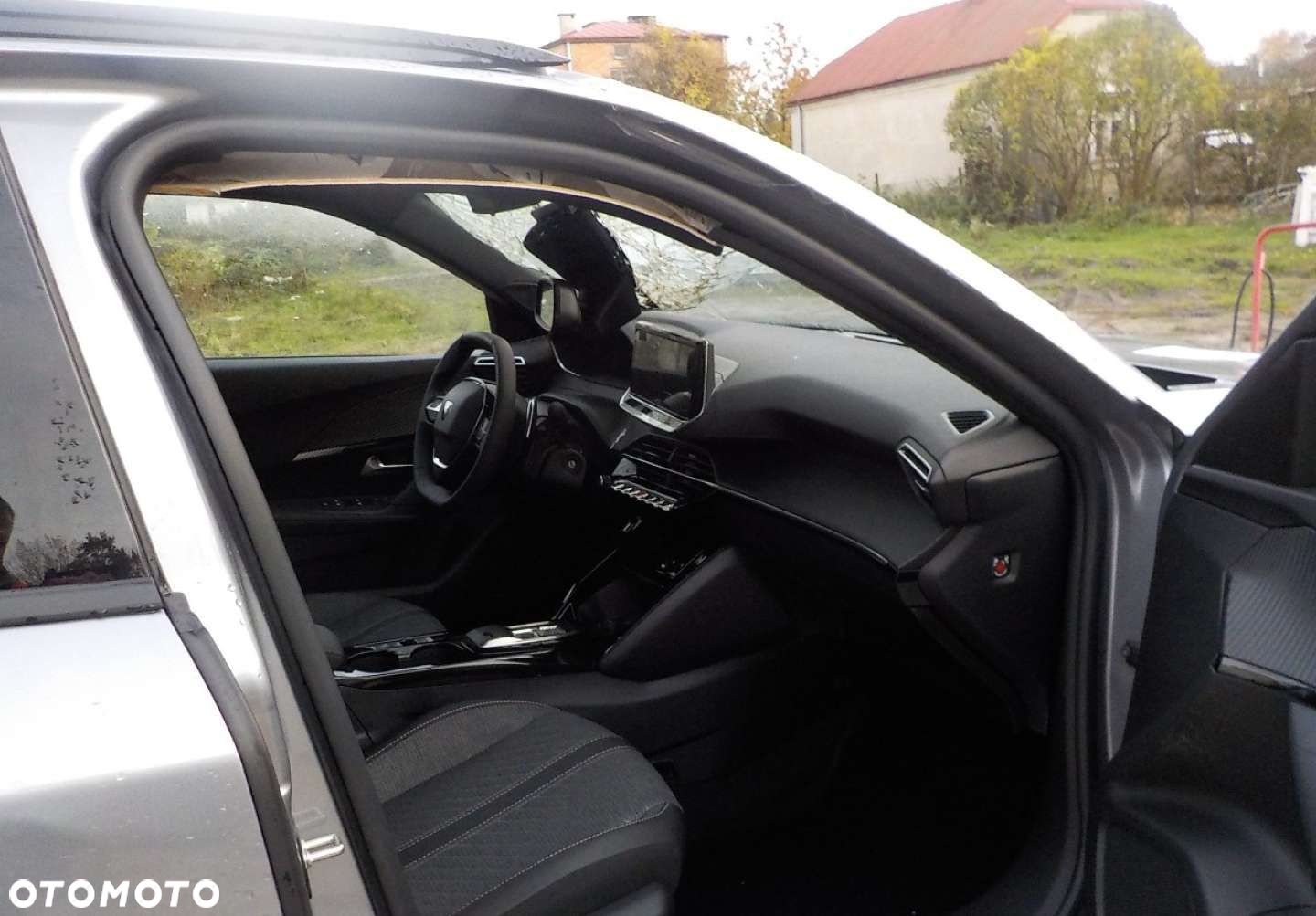 Peugeot 2008 - 17