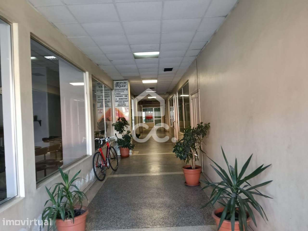 Loja em Riba de Ave, Vila Nova de Famalicão - Grande imagem: 2/4