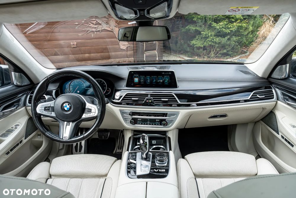 BMW Seria 7 - 29