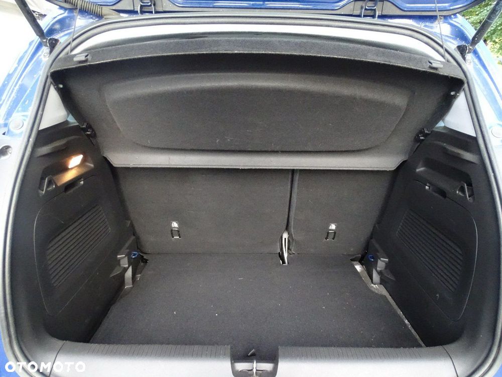 Opel Crossland X - 30