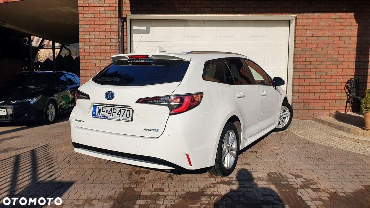 Toyota Corolla - 13