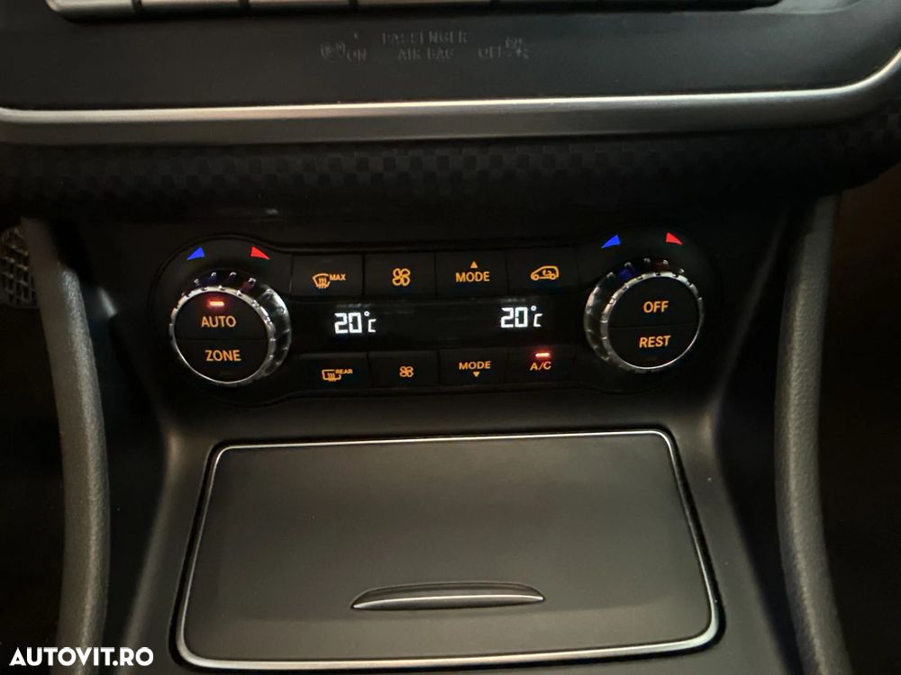 Mercedes-Benz A 200 d 7G-DCT - 17