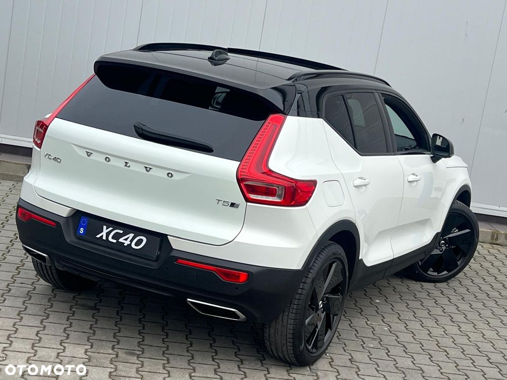 Volvo XC 40 T5 AWD R-Design - 10