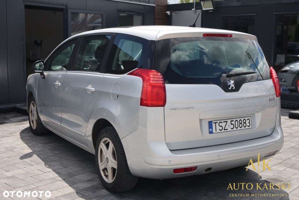 Peugeot 5008 - 13