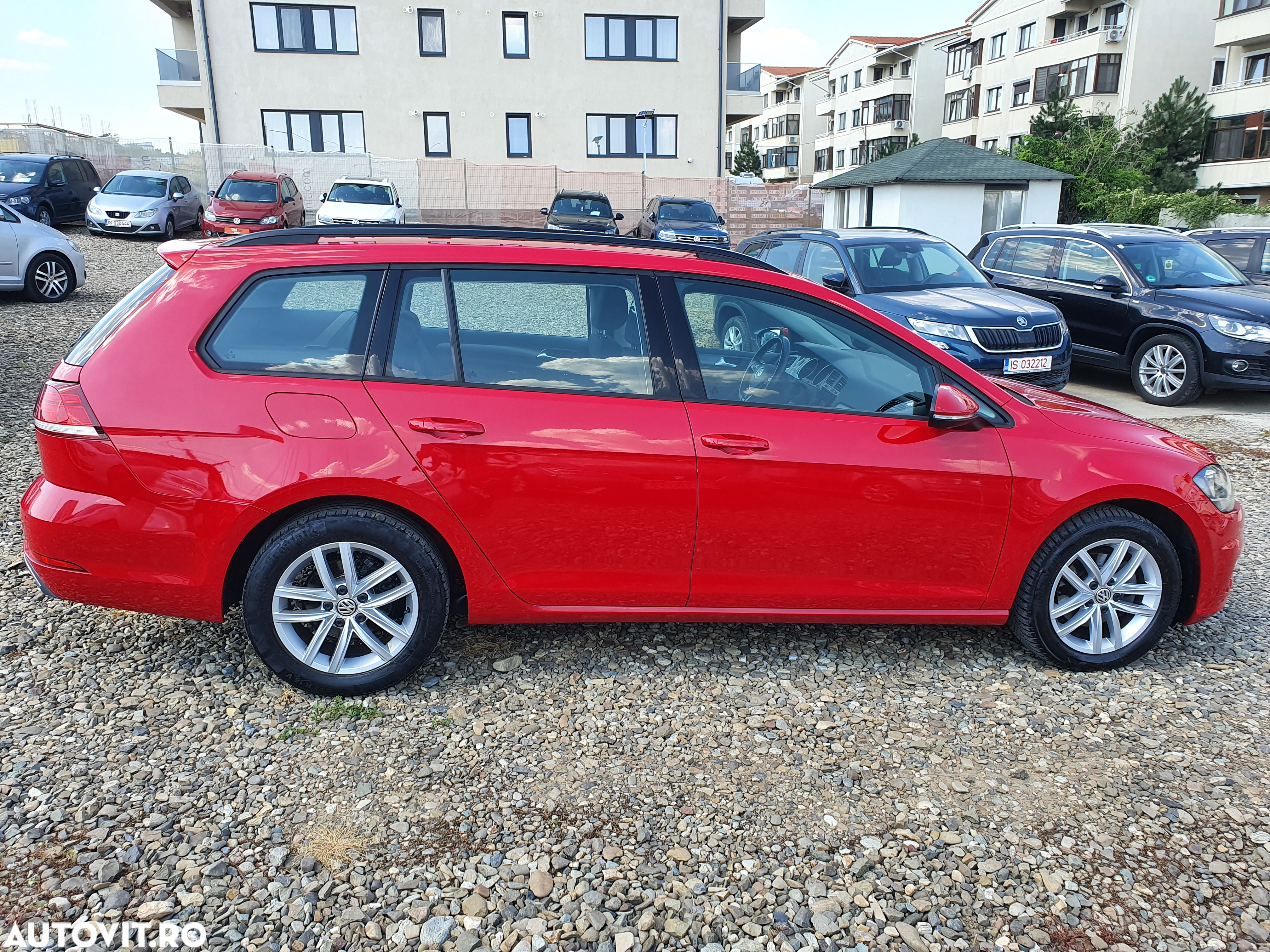 Volkswagen Golf 1.6 TDI Comfortline - 7