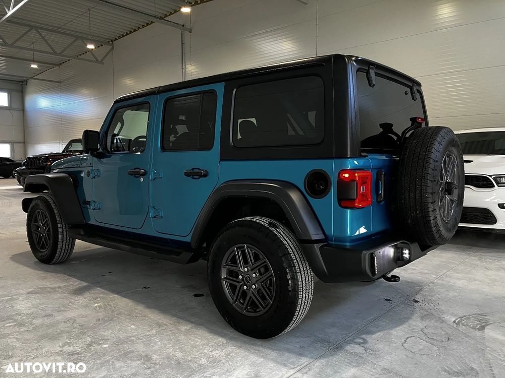 Jeep Wrangler - 4