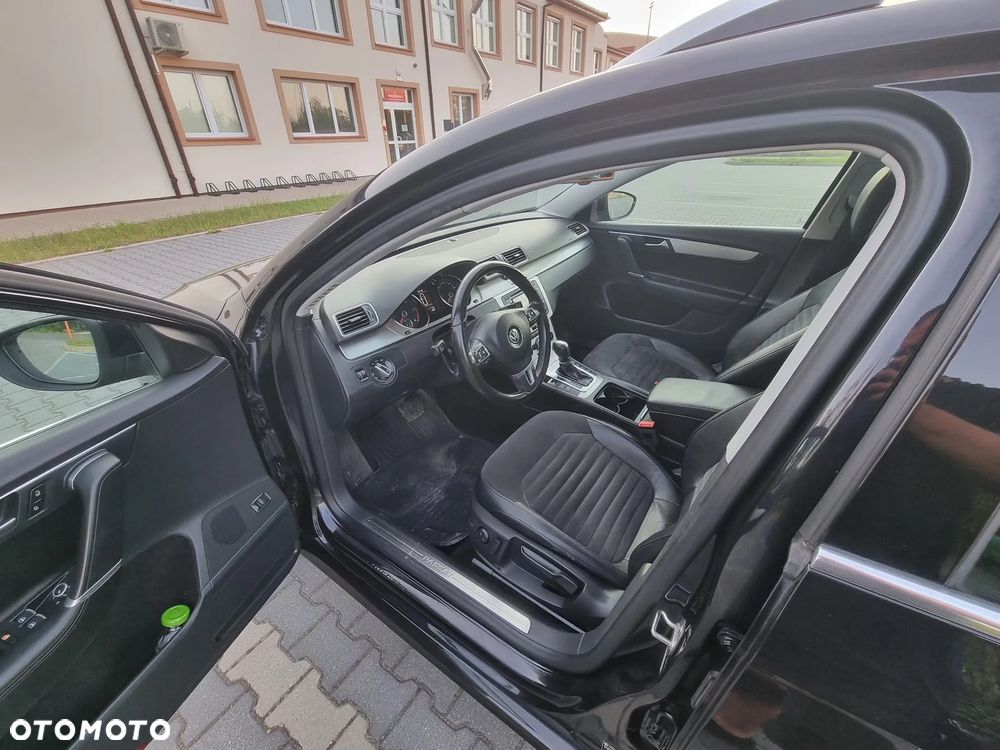 Volkswagen Passat Variant 2.0 TDI 4Motion DSG BlueMotion Tech Exclusive - 10