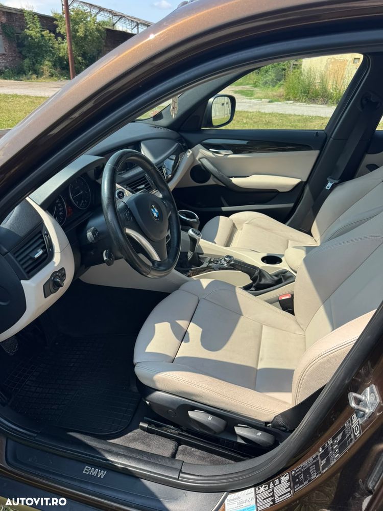 BMW X1 xDrive18d - 8