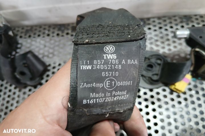 Centura siguranta fata dreapta 1T1857706A 1T1857706A Volkswagen VW To - 3