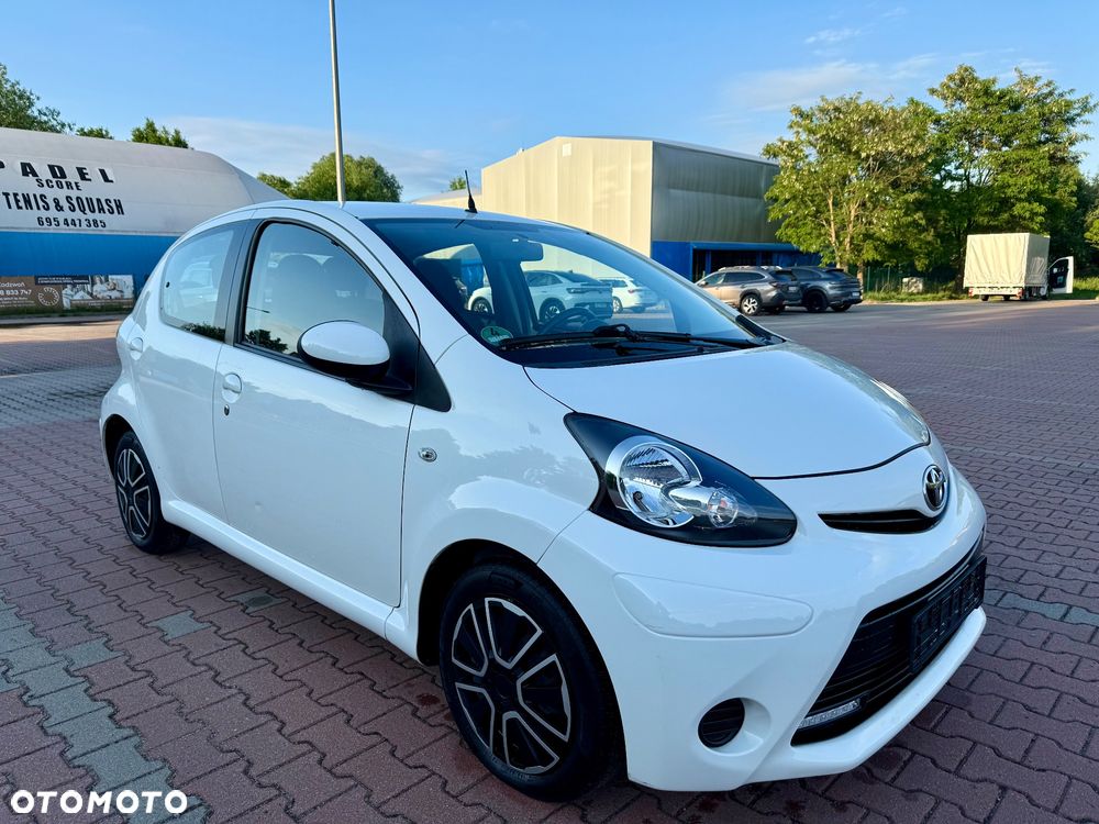 Toyota Aygo 1.0 VVT-i Sol EU5 MM - 10