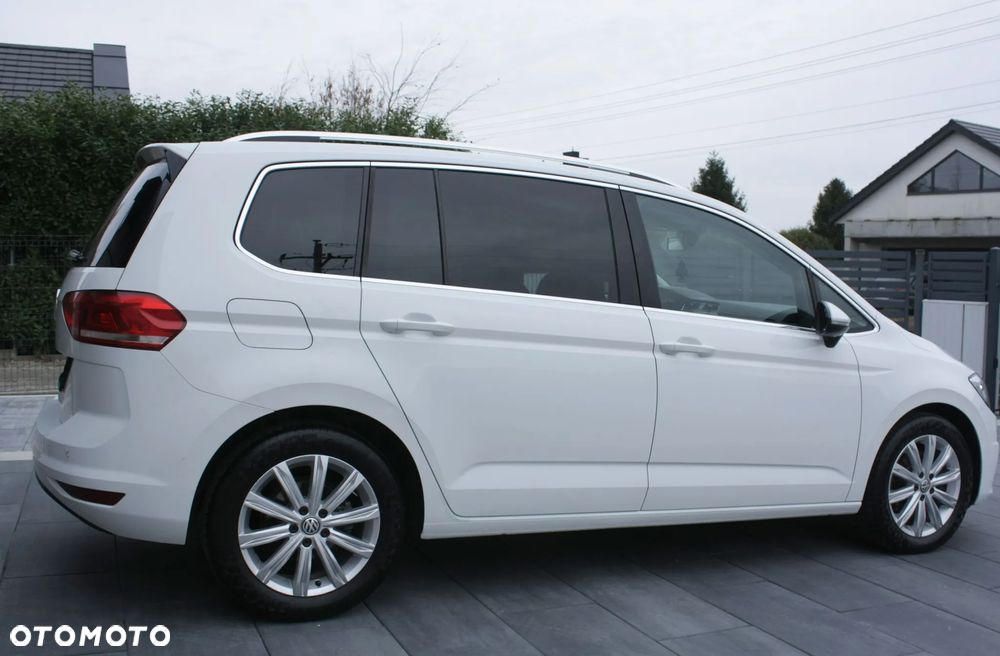 Volkswagen Touran 2.0 TDI SCR (BlueMotion Technology) Highline - 13