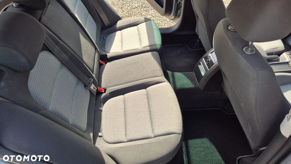 Skoda Superb 2.0 TDI DSG Exclusive - 22