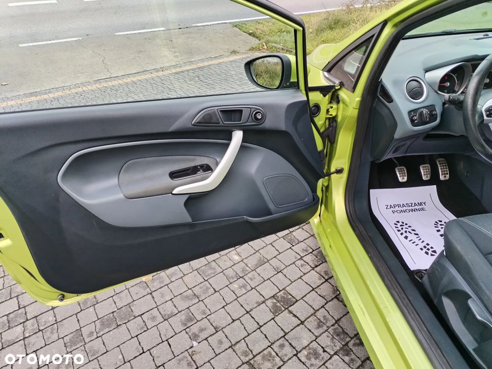 Ford Fiesta - 21