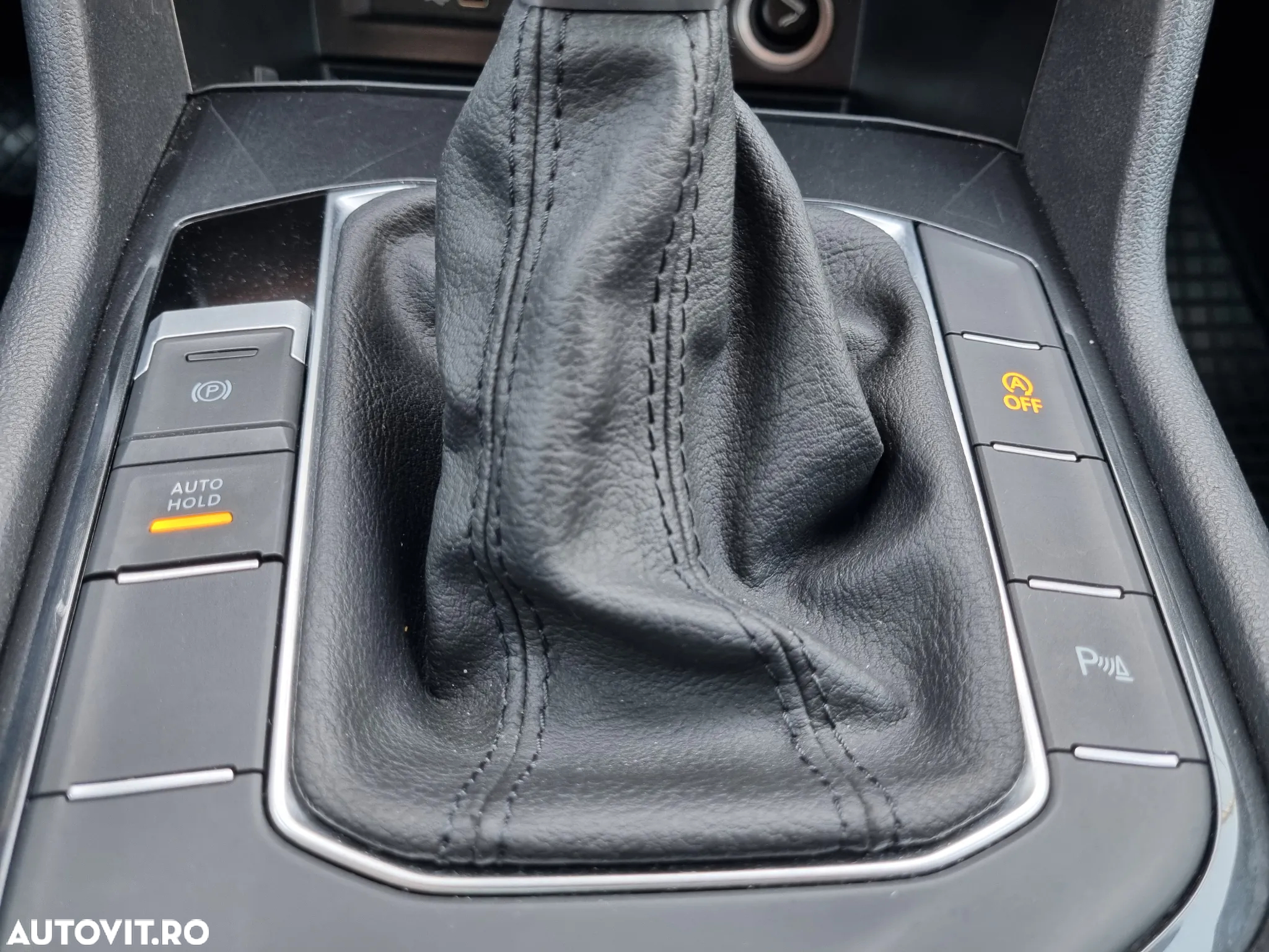 Volkswagen Tiguan 2.0 TDI SCR DSG Life - 35