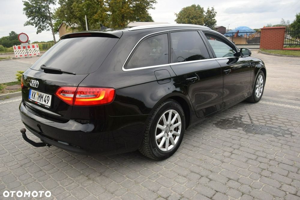 Audi A4 Avant 2.0 TDI Quattro S tronic - 13