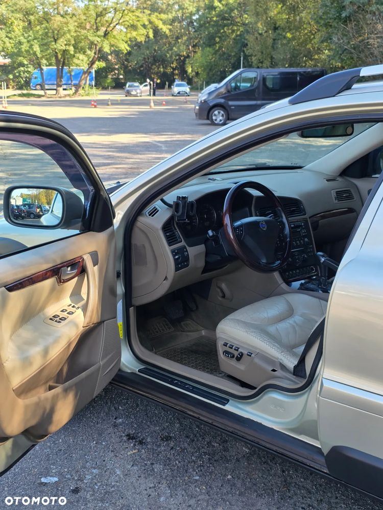 Volvo XC 70 D5 AWD Summum - 8